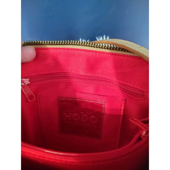 HOBO Ostrich Crossbody Bag - Camel Color New Purse Handbag purse - Picture 5 of 8